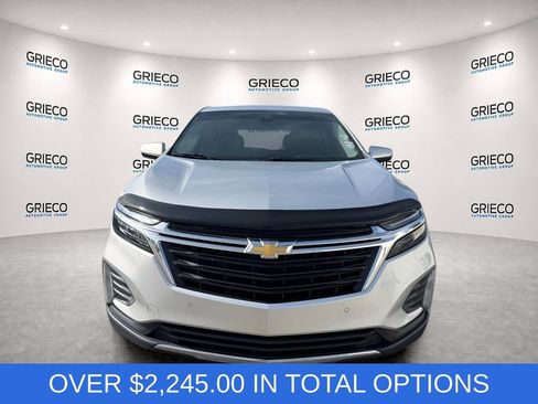 Used 2022 Chevrolet Equinox LT FWD image 2