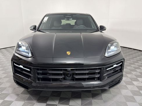 Used 2026 Porsche Cayenne AWD/4WD image 6