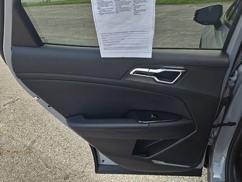 Used 2023 Kia Sportage SX FWD image 19
