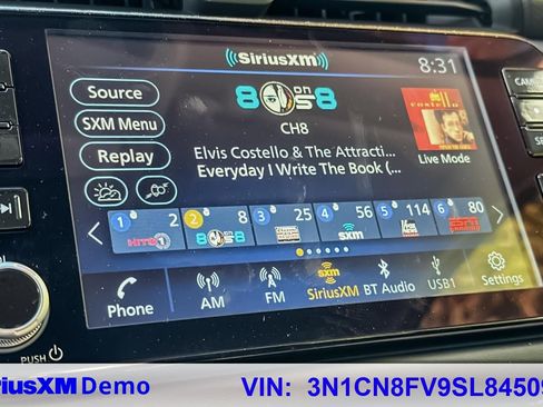 Used 2025 Nissan Versa SR w/ Trunk Package image 34