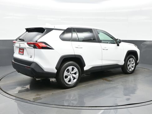 Used 2024 Toyota RAV4 LE image 6