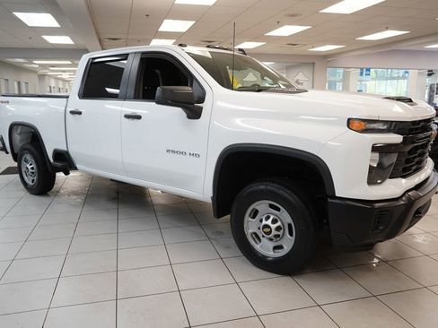 Used 2024 Chevrolet Silverado 2500 W/T w/ WT Convenience Package AWD/4WD image 13