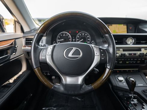 Used 2015 Lexus ES 350 image 31