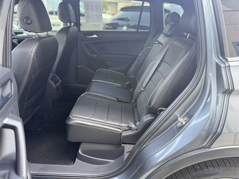 Used 2022 Volkswagen Tiguan SEL R-Line AWD/4WD image 26