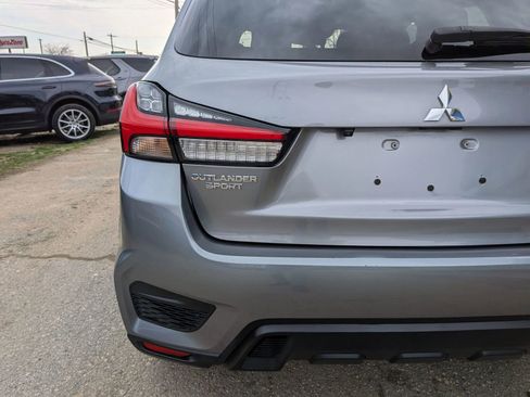 Used 2024 Mitsubishi Outlander Sport ES image 12