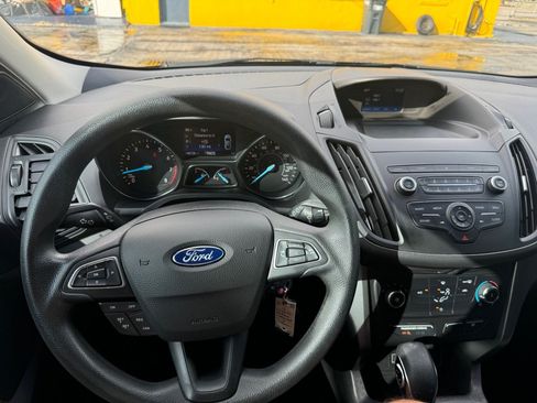 Used 2019 Ford Escape S FWD image 25