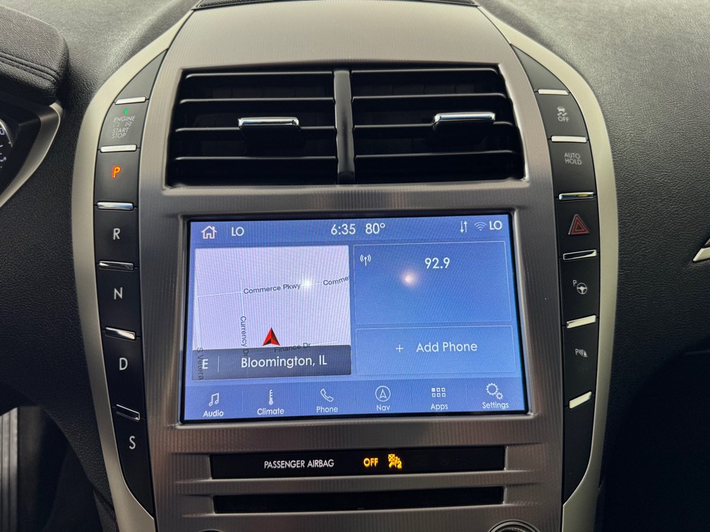 Used 2019 Lincoln MKZ Reserve w/ Luxury Package AWD/4WD image 16