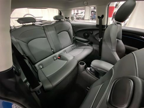 Certified 2023 MINI Cooper SE image 29