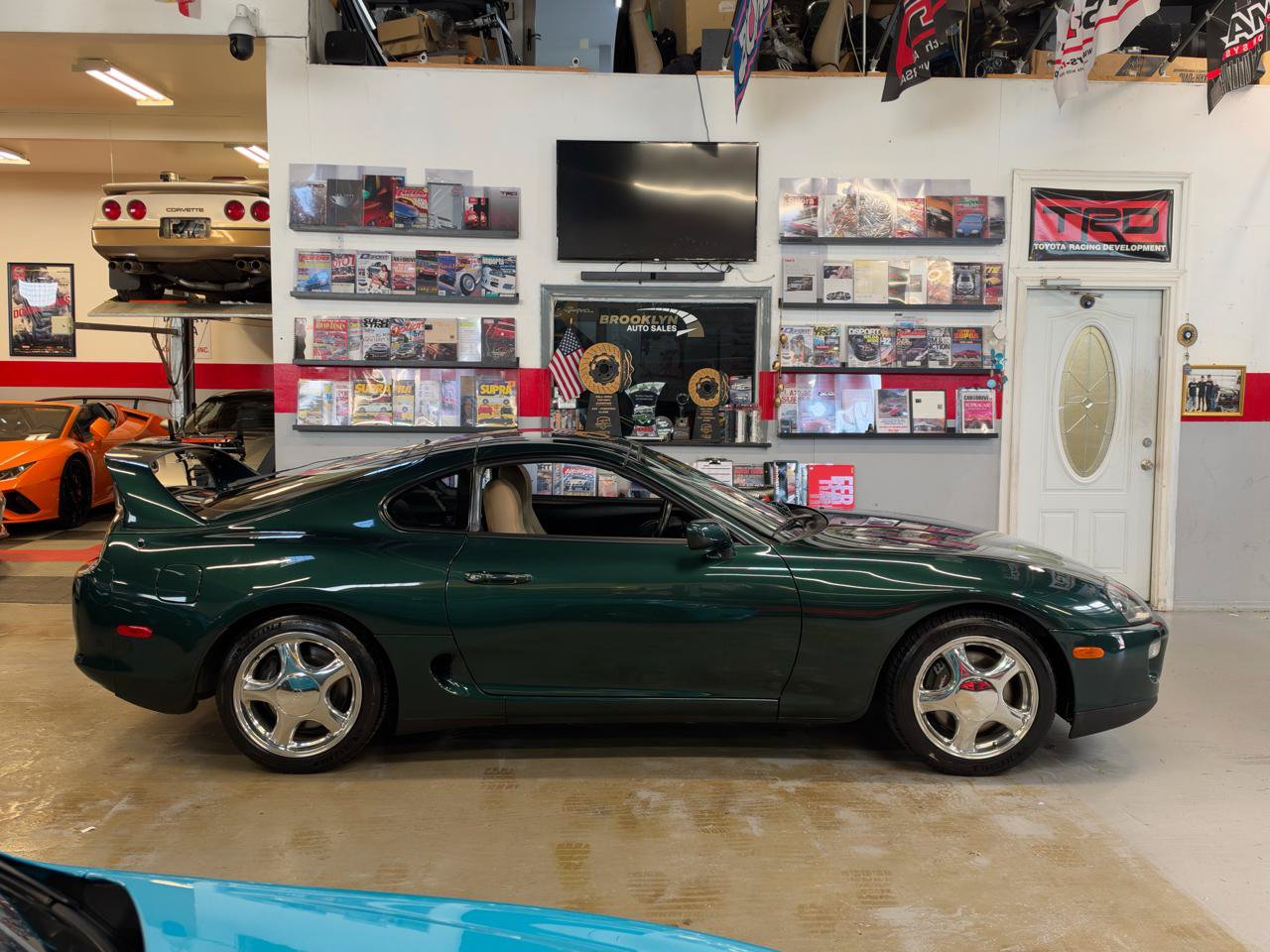 Used 1998 Toyota Supra Turbo RWD image 5