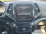 Used 2019 Jeep Cherokee Latitude Plus w/ Cold Weather Group image 6
