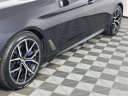 Used 2023 BMW M550i xDrive w/ Executive Package image 13