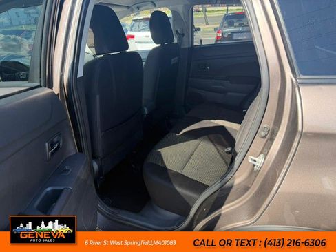 Used 2016 Mitsubishi Outlander Sport ES AWD/4WD image 10