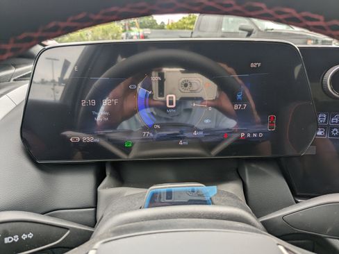 New 2025 Chevrolet Equinox EV RS image 29