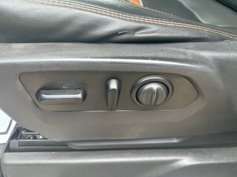 Used 2019 GMC Sierra 1500 AT4 w/ Driver Alert Package I image 16