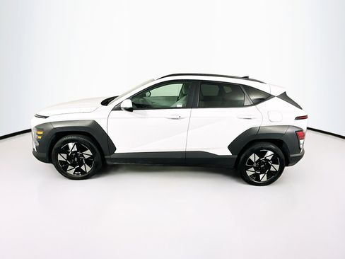 Used 2025 Hyundai Kona SEL FWD image 4