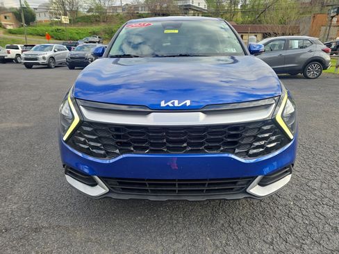 Used 2023 Kia Sportage EX image 10