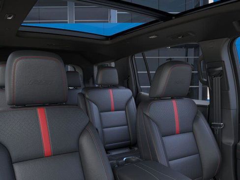 New 2026 Chevrolet Traverse RS image 24