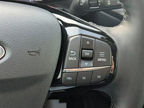 New 2026 Ford Escape SE image 29