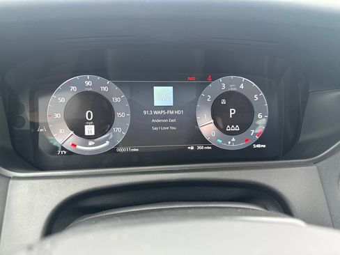 New 2026 Land Rover Range Rover Velar Dynamic SE image 12