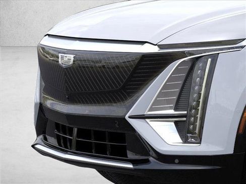 New 2026 Cadillac Lyriq Premium Luxury image 13