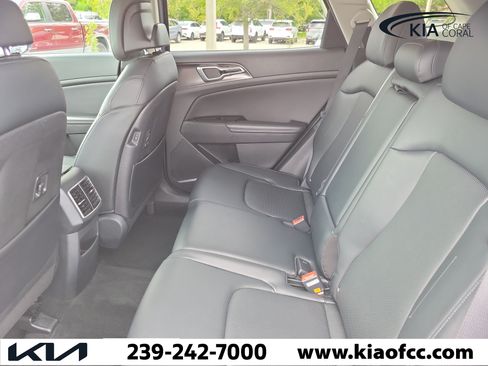 Certified 2024 Kia Sportage EX FWD image 13