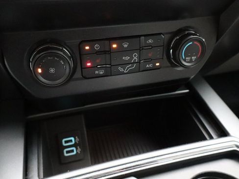 Used 2019 Ford F250 XLT w/ XLT Premium Package image 22