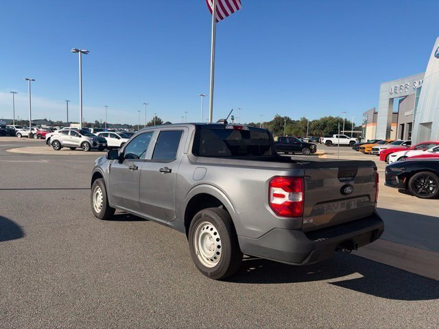 Used 2025 Ford Maverick XL FWD image 3