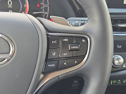 Certified 2025 Lexus ES 350 w/ Premium Package FWD image 24