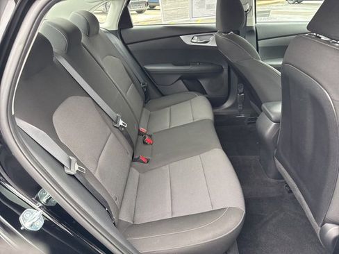 Used 2023 Kia Forte LXS w/ LXS Technology Package image 37