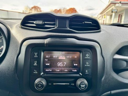 Used 2020 Jeep Renegade Sport image 20