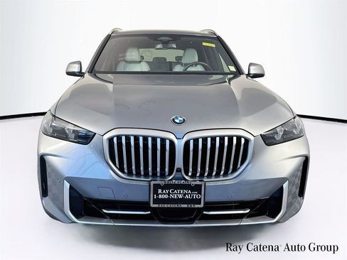 Used 2024 BMW X5 xDrive40i w/ Parking Assistance Package AWD/4WD image 2