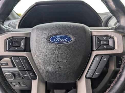 Used 2019 Ford F150 Platinum w/ Equipment Group 701A Luxury image 24
