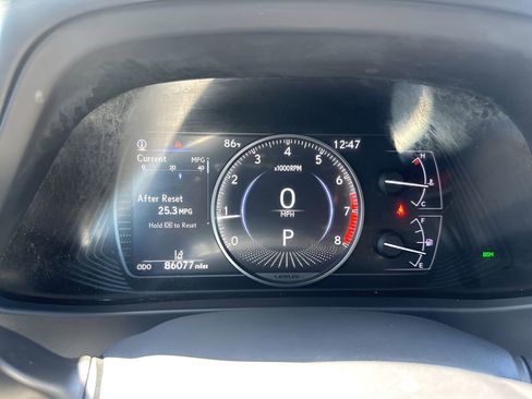 Used 2019 Lexus UX 200 w/ Premium Package image 22