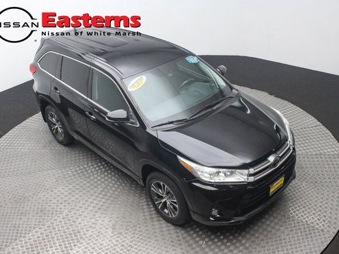 Used 2017 Toyota Highlander Plus image 3