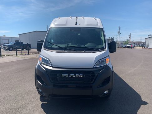 Used 2026 RAM ProMaster 2500 w/ Convenience Group FWD image 9