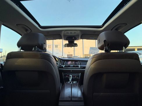 Used 2016 BMW 535i Gran Turismo image 23