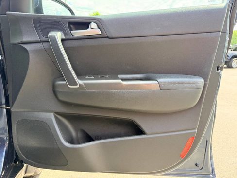 Used 2021 Kia Sportage LX FWD image 35