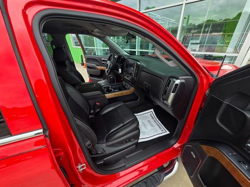 Used 2018 Chevrolet Silverado 1500 LTZ w/ Sport Package image 17