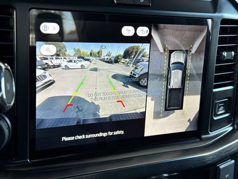 New 2026 Ford F250 Lariat w/ Black Appearance Package image 22