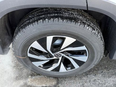 New 2026 Volkswagen Tiguan S AWD/4WD image 4