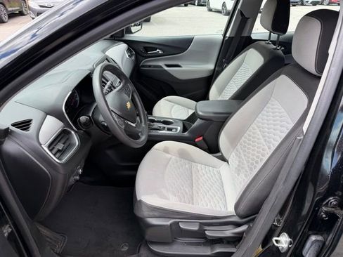 Used 2020 Chevrolet Equinox LS image 14