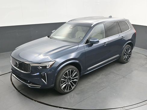 New 2026 Volvo XC90 B6 Plus w/ Protection Package Premier AWD/4WD image 22
