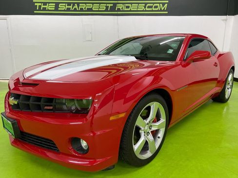 Used 2011 Chevrolet Camaro SS w/ RS Package RWD image 5
