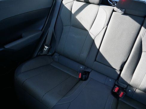 Used 2024 Subaru Crosstrek 2.0i Premium image 12