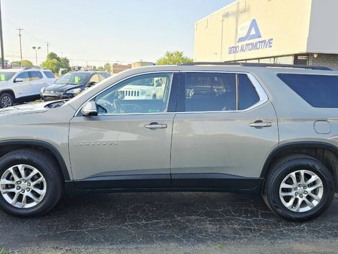 Used 2019 Chevrolet Traverse LT AWD/4WD image 3