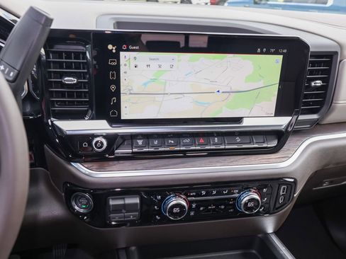 New 2026 GMC Sierra 3500 SLT image 18