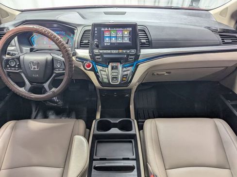 Used 2021 Honda Odyssey Touring image 6