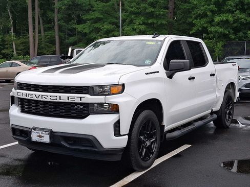 Used 2021 Chevrolet Silverado 1500 Custom w/ Rally Edition AWD/4WD image 3