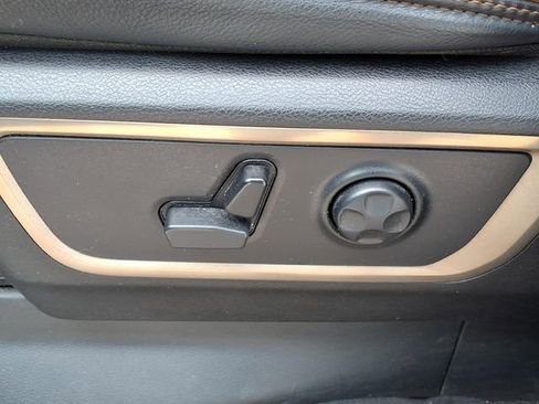 Used 2019 RAM 1500 Laramie Longhorn AWD/4WD image 27