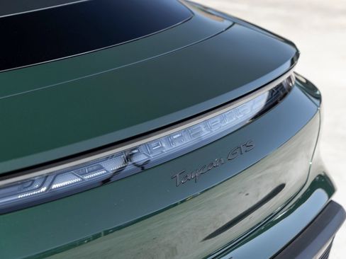 Certified 2025 Porsche Taycan GTS AWD/4WD image 19